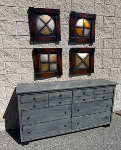 20” X 20”, metallic wall frame decorative