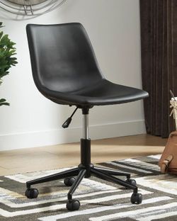 New Ashley Office Rolling Chair