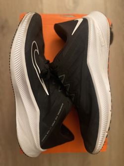 NIKE QUEST 3