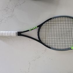 Wilson Blade 98 16x19 Tennis Racket 