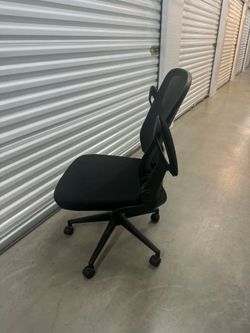 Office chair 🪑