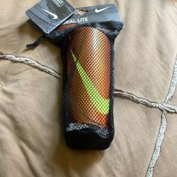 Nike Mercurial Lite Shin Guards 