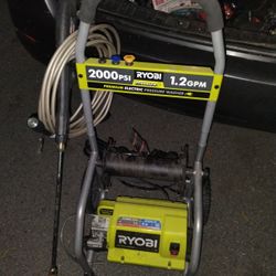 2000 PSi Ryobi Pressure Washer 