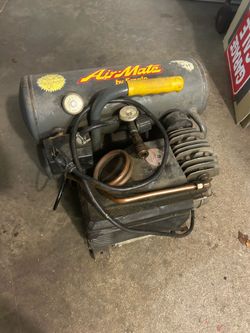 AirMate by Emglo air compressor model  AM78 HC4 portable with carry handle