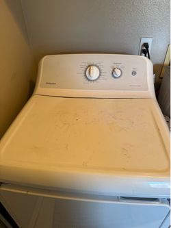 Hotpoint gas dryer- works great