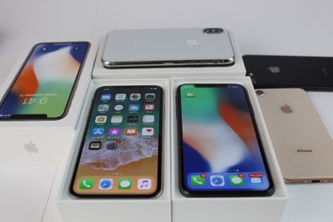 NEW iPhone X 256gb FACTORY UNLOCKED.