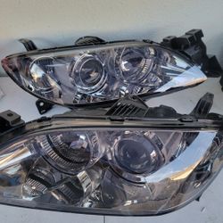 04-09 Mazda 3 Projector Headlights Luces Calaveras Micas Faros Focos Faroles Headlamps 