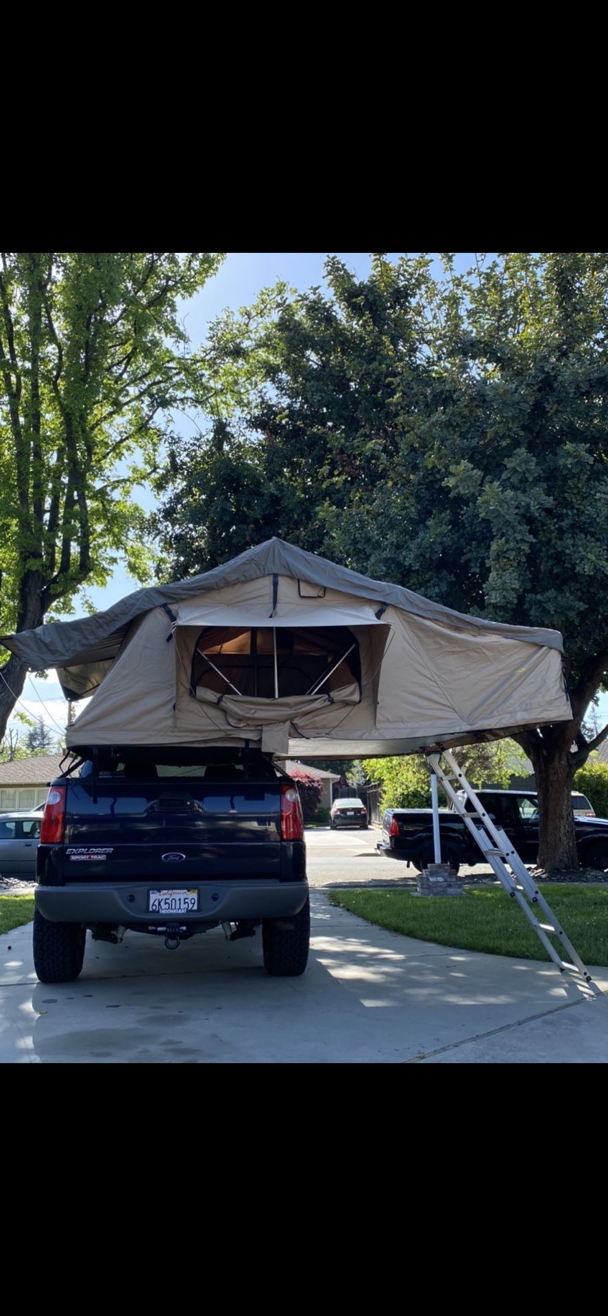 Smitty Bilt rooftop tent XL with Annex