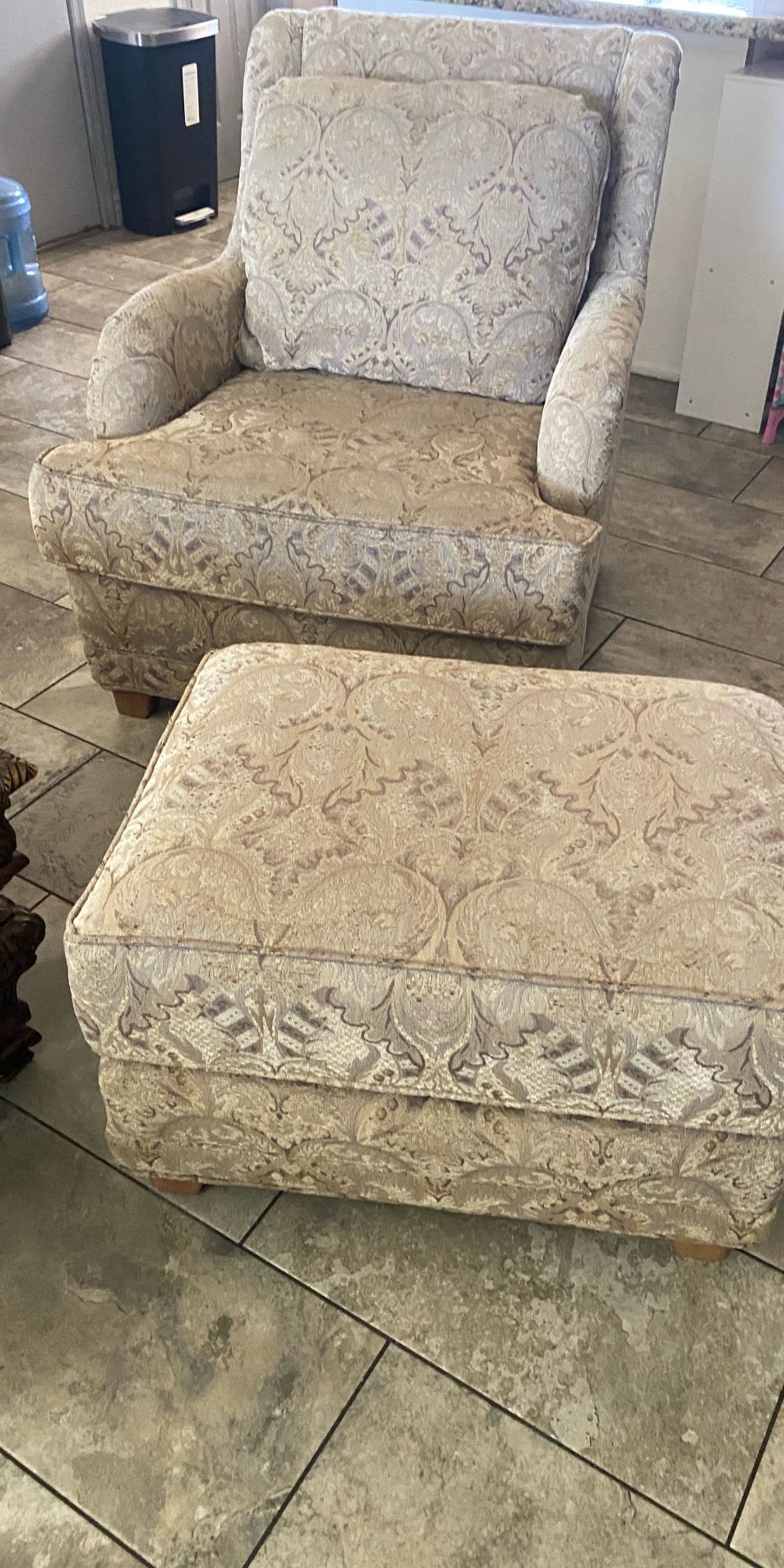 Nice And Comfortable. Fair Price