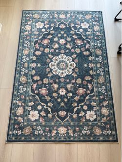 Area rug