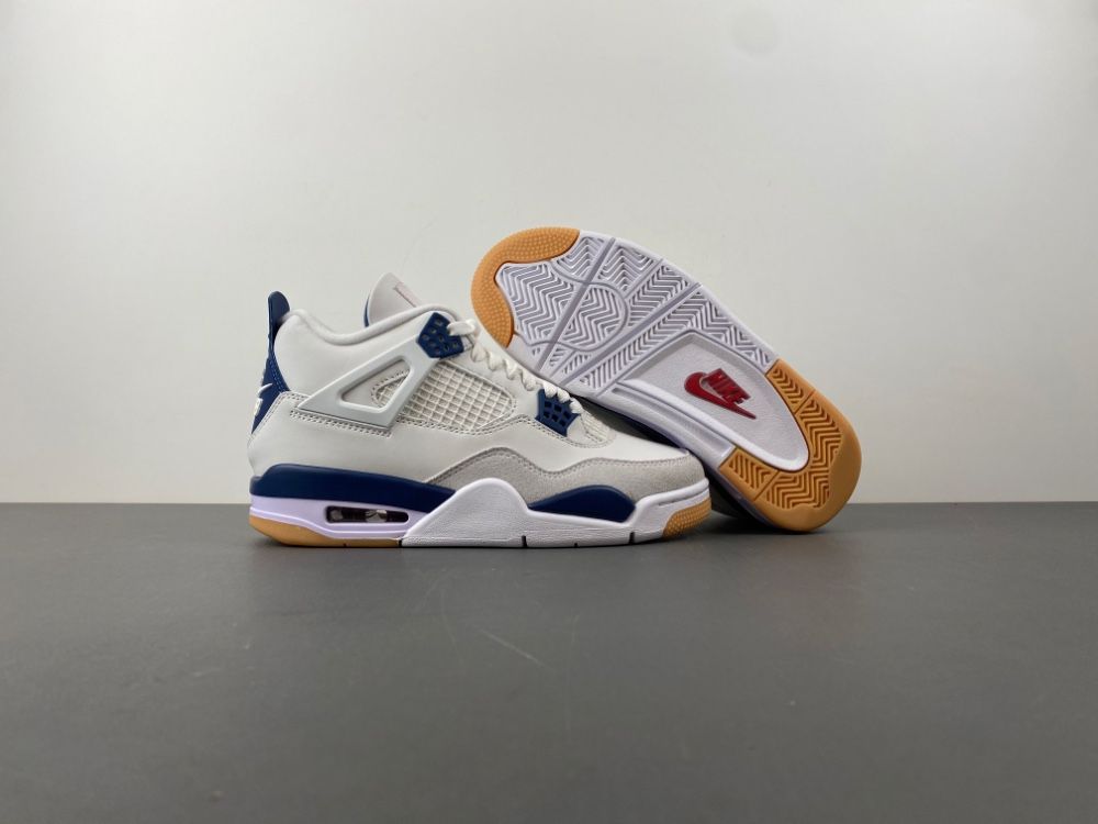 Nike SB x Air Jordan 4 Navy