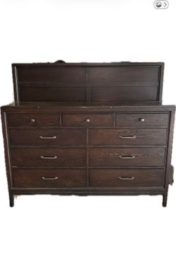 Queen bedroom set