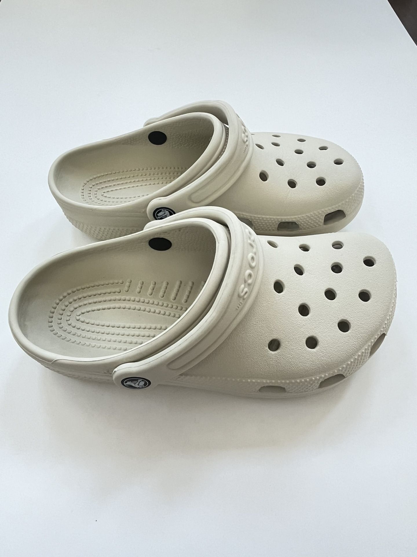 Cream Crocs Size 7 Women’s