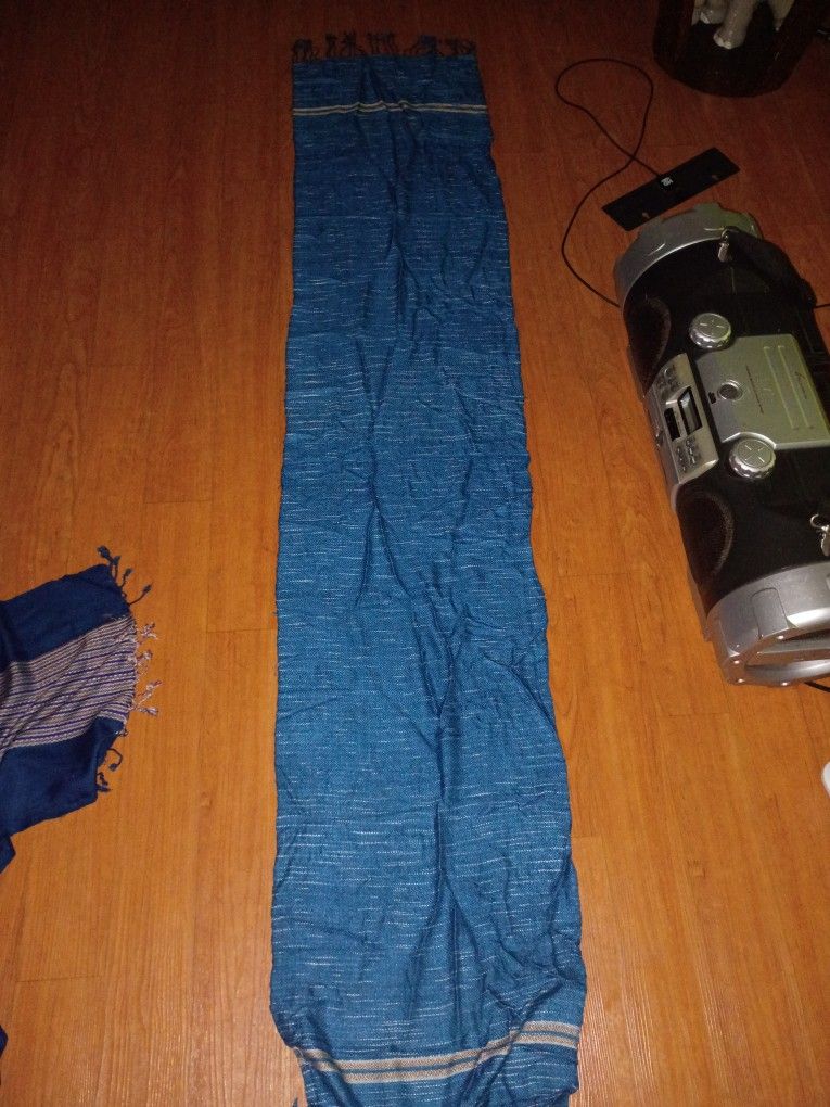 Women's Simple Beautiful Scrave.