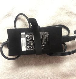 DELL OEM 130w AC Adapter for Dell Inspiron
