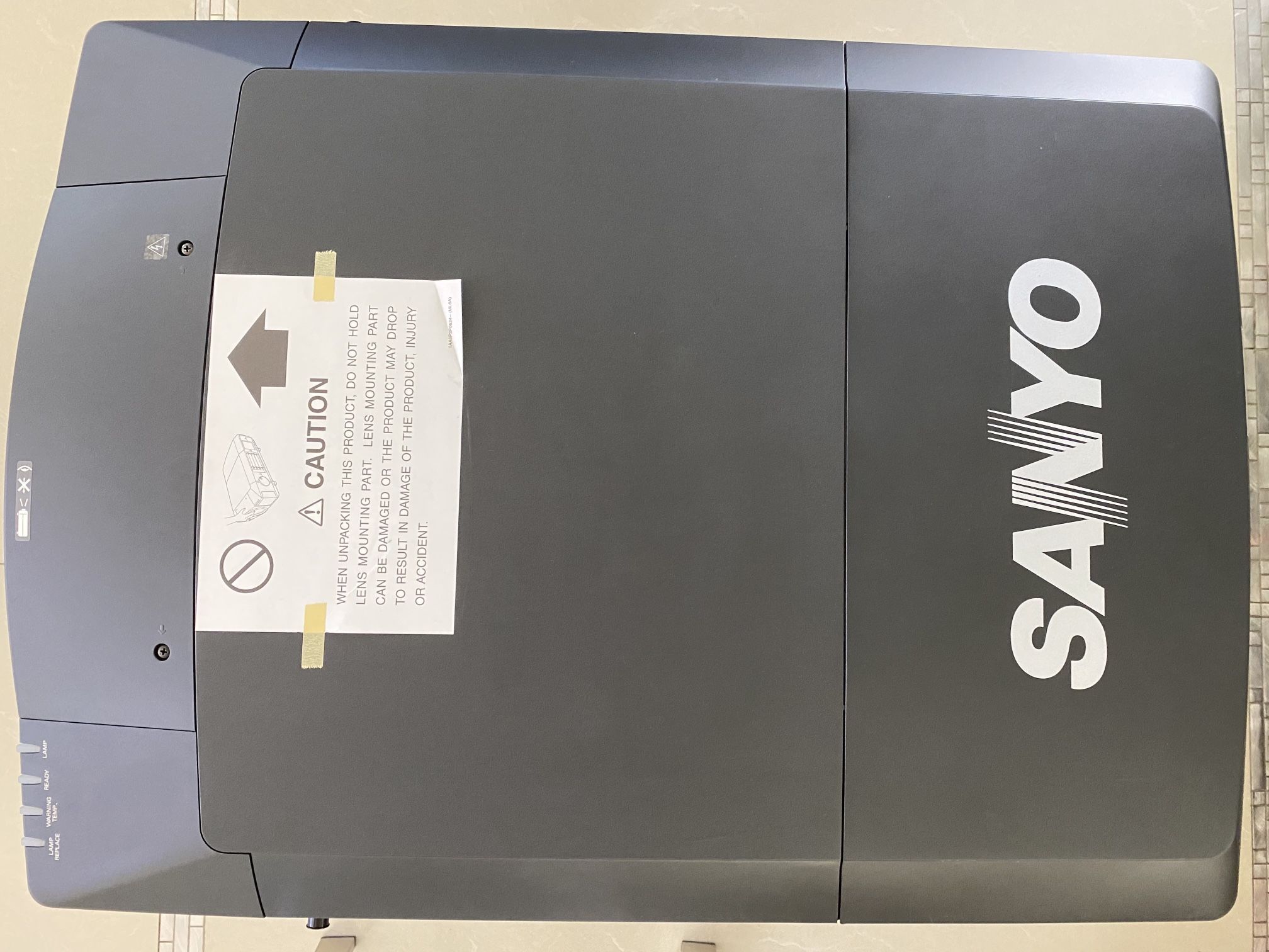 Brand New Sanyo PLC-XF46N Multiverse Projector with 4 lamps