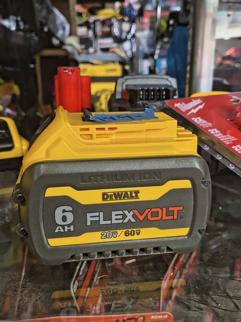 DEWALT 20V & 60V BATTERY FLEXVOLT $149