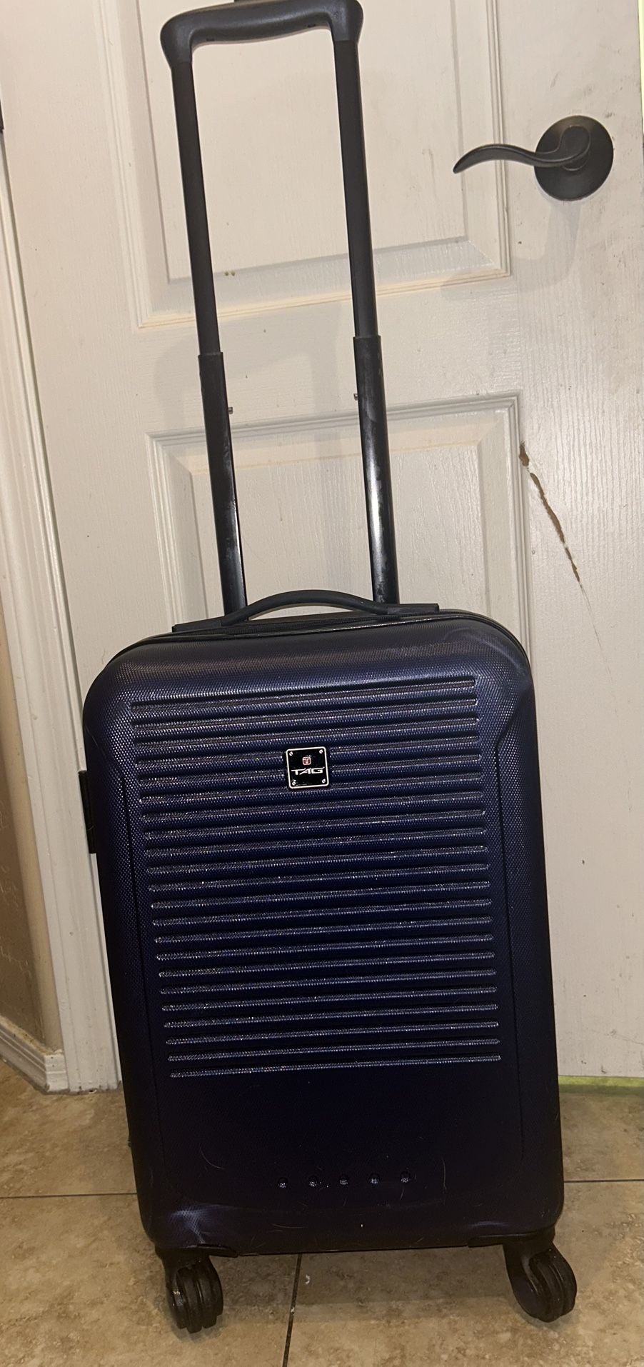 Tag Riverside 20'' Hard Case Spinner Suitcase Luggage Carry On Blue