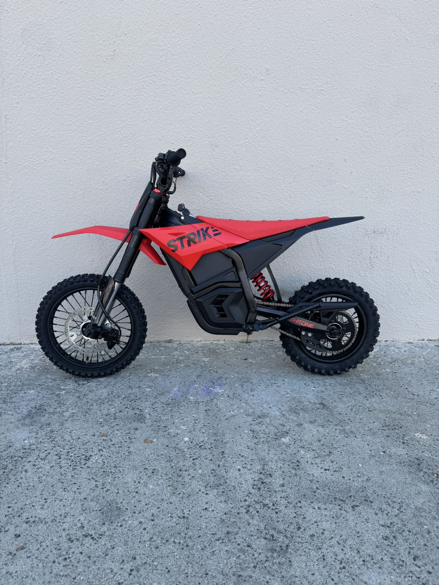 Brand New Strike Shadow 48V E Moto Electric Dirt Bike.