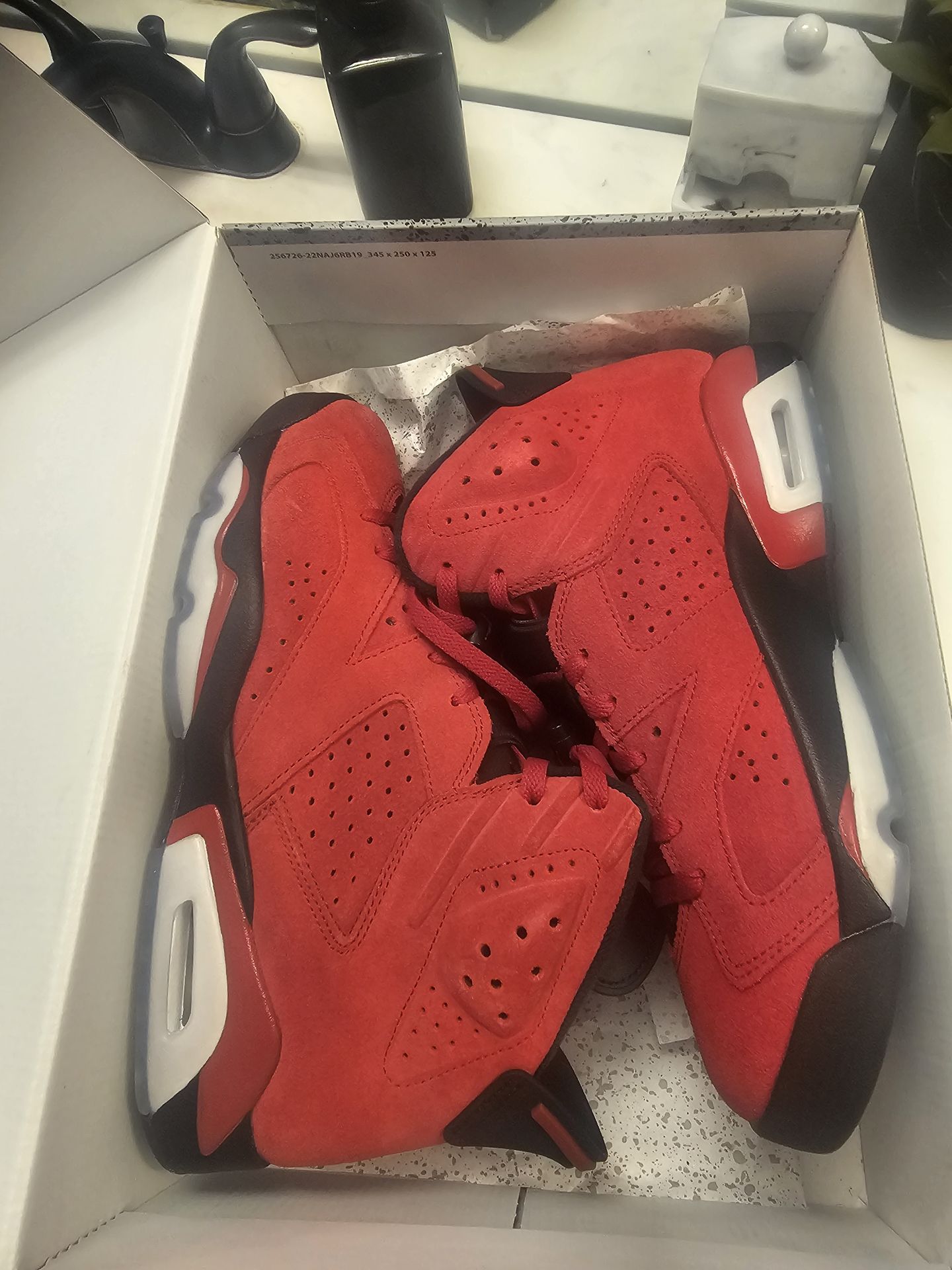 Jordan 6s size 10 $150