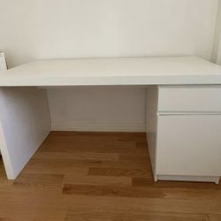 Ikea Malm White Desk
