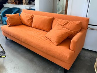 Couch excellent condition