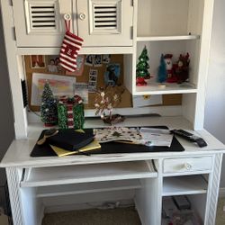 White Desk With Hutch 