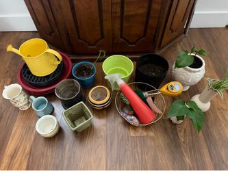 Gardening/pots bundle