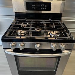 LG GAS STOVE - ESTUFA LG A LA VENTA
