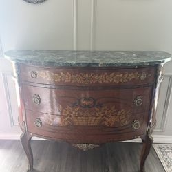 Beautiful Antique XV French Floral Inlaid Bronze Mount Marble Top Commode Dresser