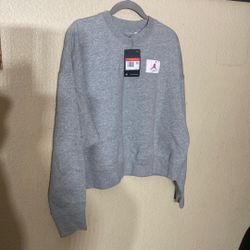 Jordan women’s sweater