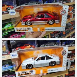 COLLECTIBLE DIECAST METAL 