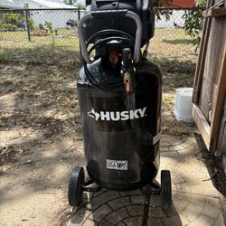 Husky 30 Galón 