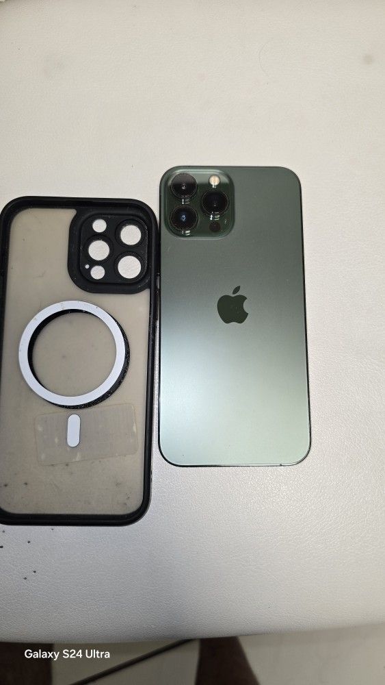 Locked To Owner Iphone 13 Pro Max Green