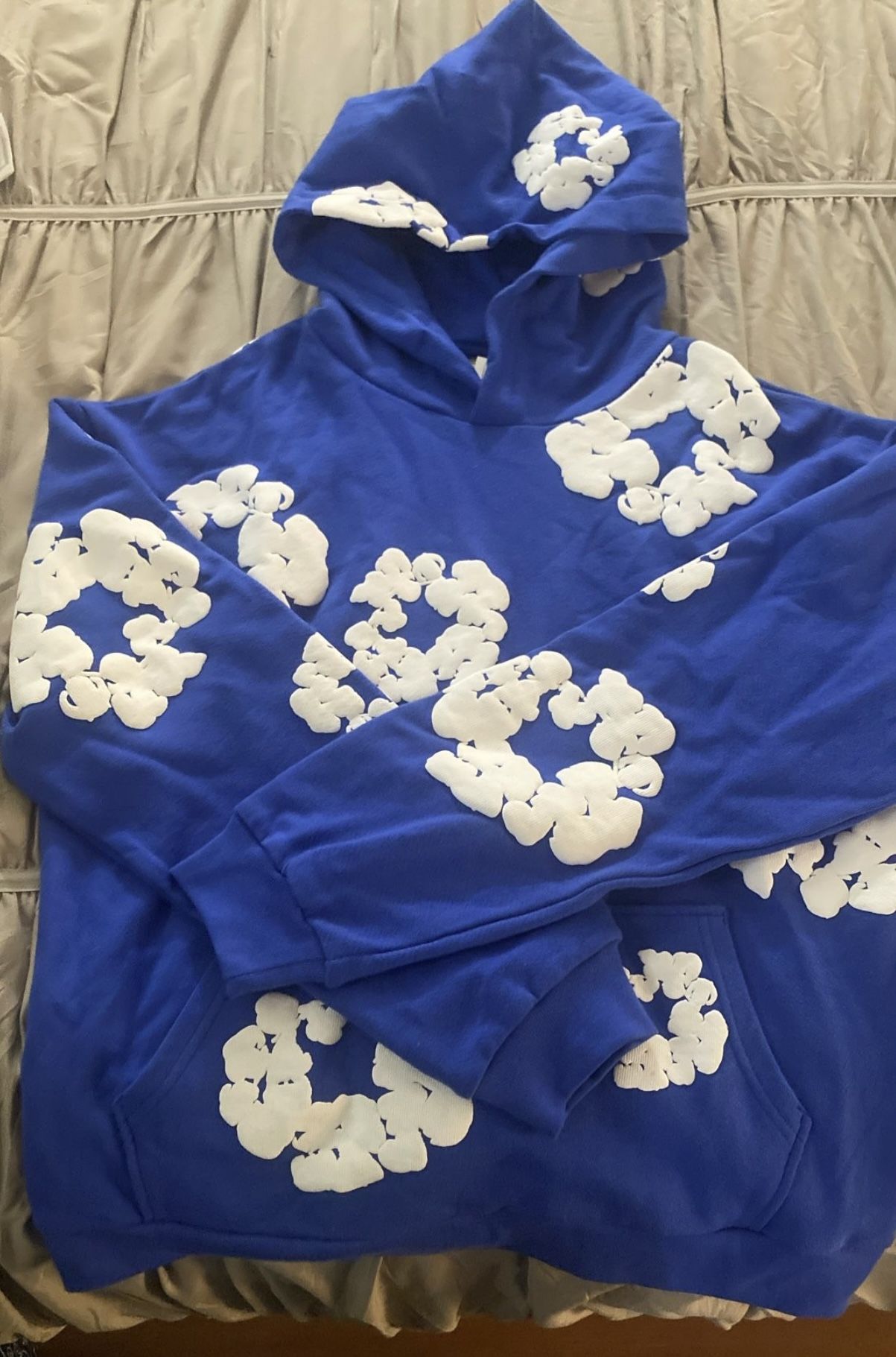 authentic blue denim tears with tag