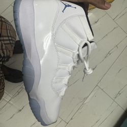 Jordan 11 Legend Blues