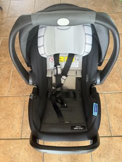 Car Seat and 2 Bases