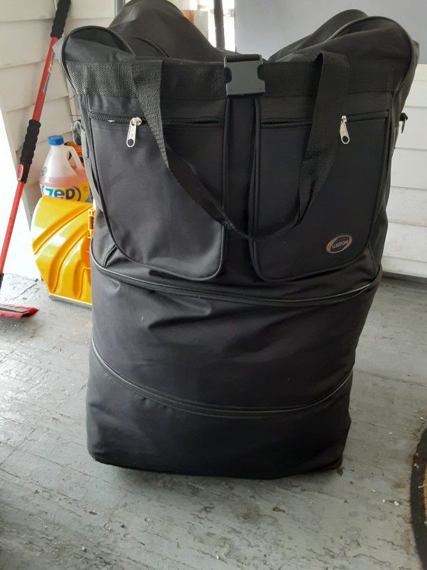Duffle bag Suitcase 