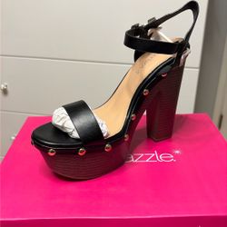 Black And Gold Heels