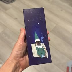 snoop dog on the shelf