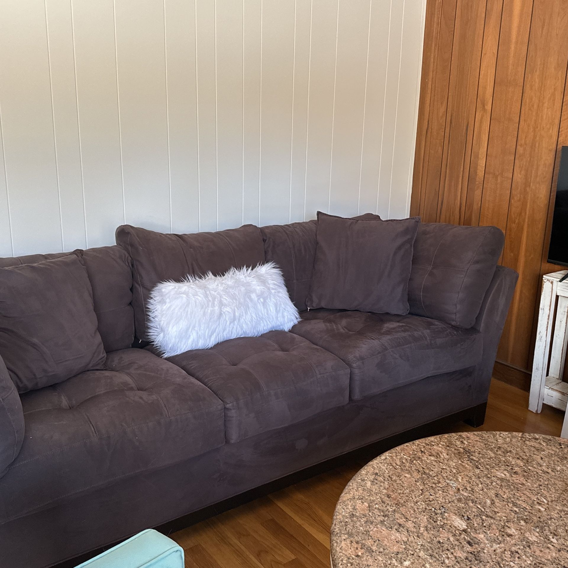 Sofa By Cindy Crawford