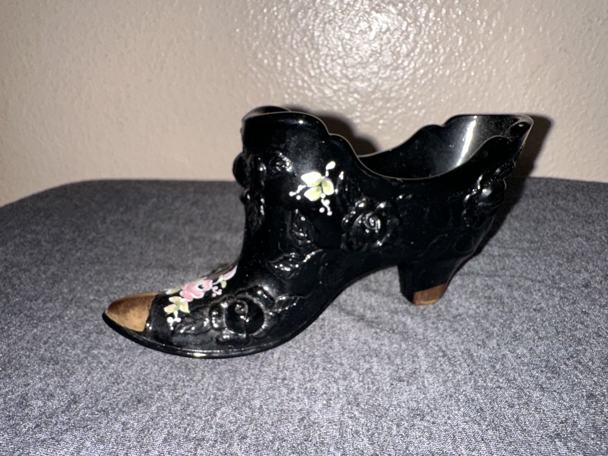 VTG Fenton Art Blk Glass Cabbage Rose Slipper Shoe Figurine Signed V.Gherke 6”