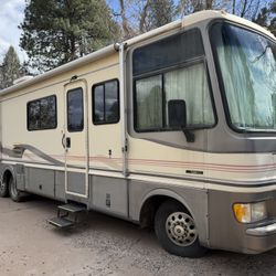 For Sale: 1997 34’ Pace Arrow - Ford 460 - 73,000 Miles - $5000