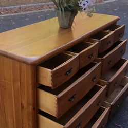 Real Wood Long Dresser  With Big Drawers. Drawers Sliding Smoothly. Delivery Available. Se Habla Español 