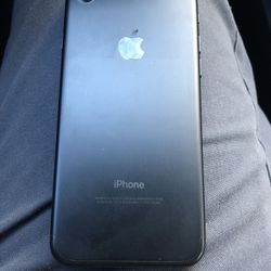 UNLOCKED IPHONE 7/ READY FOR USE ‼️