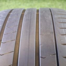 275 35R20 Pirelli PZero PZ4 Run Flat  75% Tread 6/32 102Y SKU 27516 Grade A Tires
