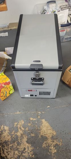 Whynter Elite 45-Quart SlimFit Portable Freezer/Refrigerator with 12-Volt Option