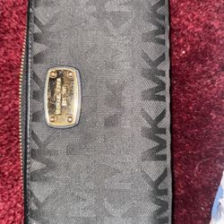 Black Michael Kors Wallet