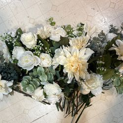 Wedding Flower Arrangements Thumbnail