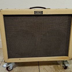 CRATE AMPLIFIER 